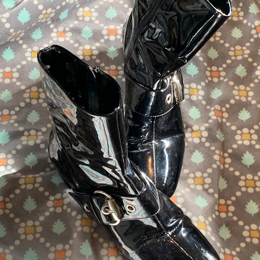 Franco Sarto 60’s style , size 6.5 , black Paton leather booties